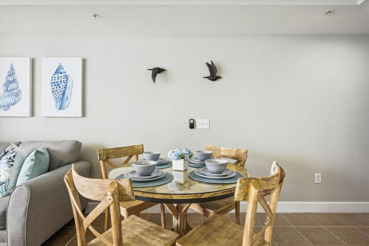 Gone Coastal - Tidewater Beach Resort #2410 By Book That Condo パナマシティービーチ エクステリア 写真